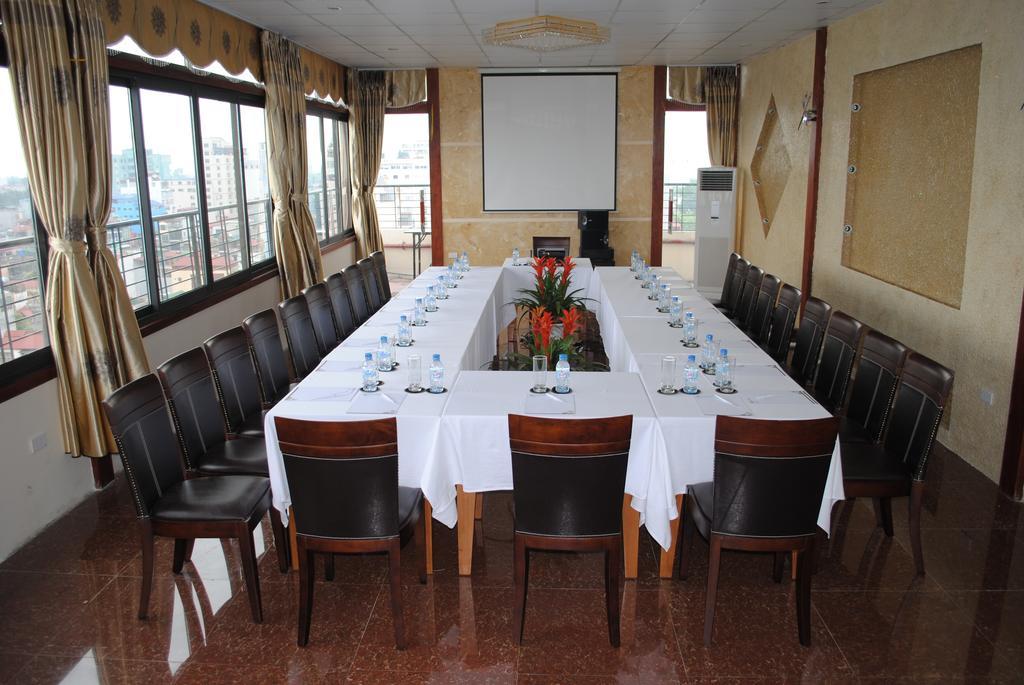 Royal Gate Hotel Hanoi Dış mekan fotoğraf