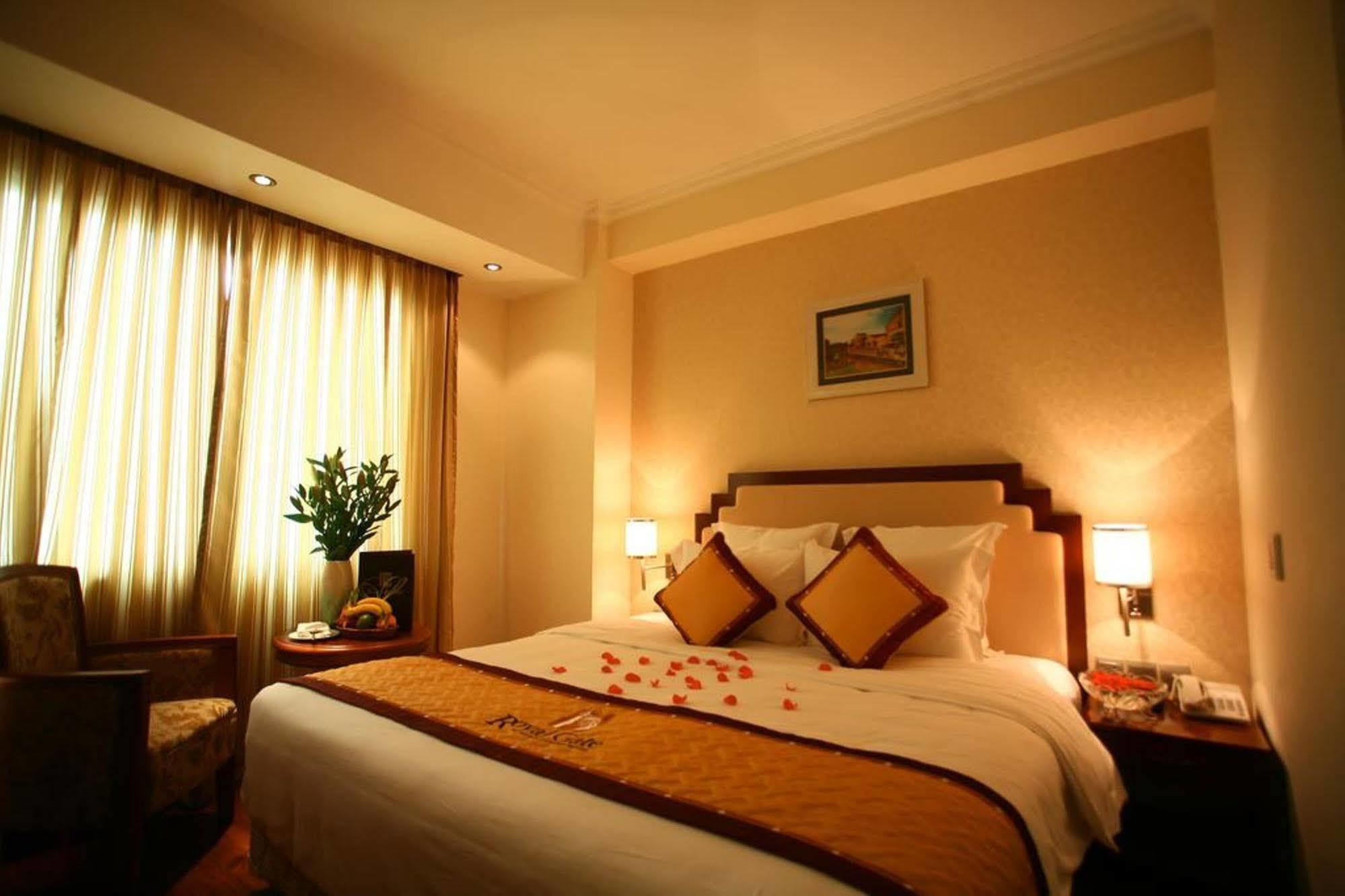 Royal Gate Hotel Hanoi Dış mekan fotoğraf